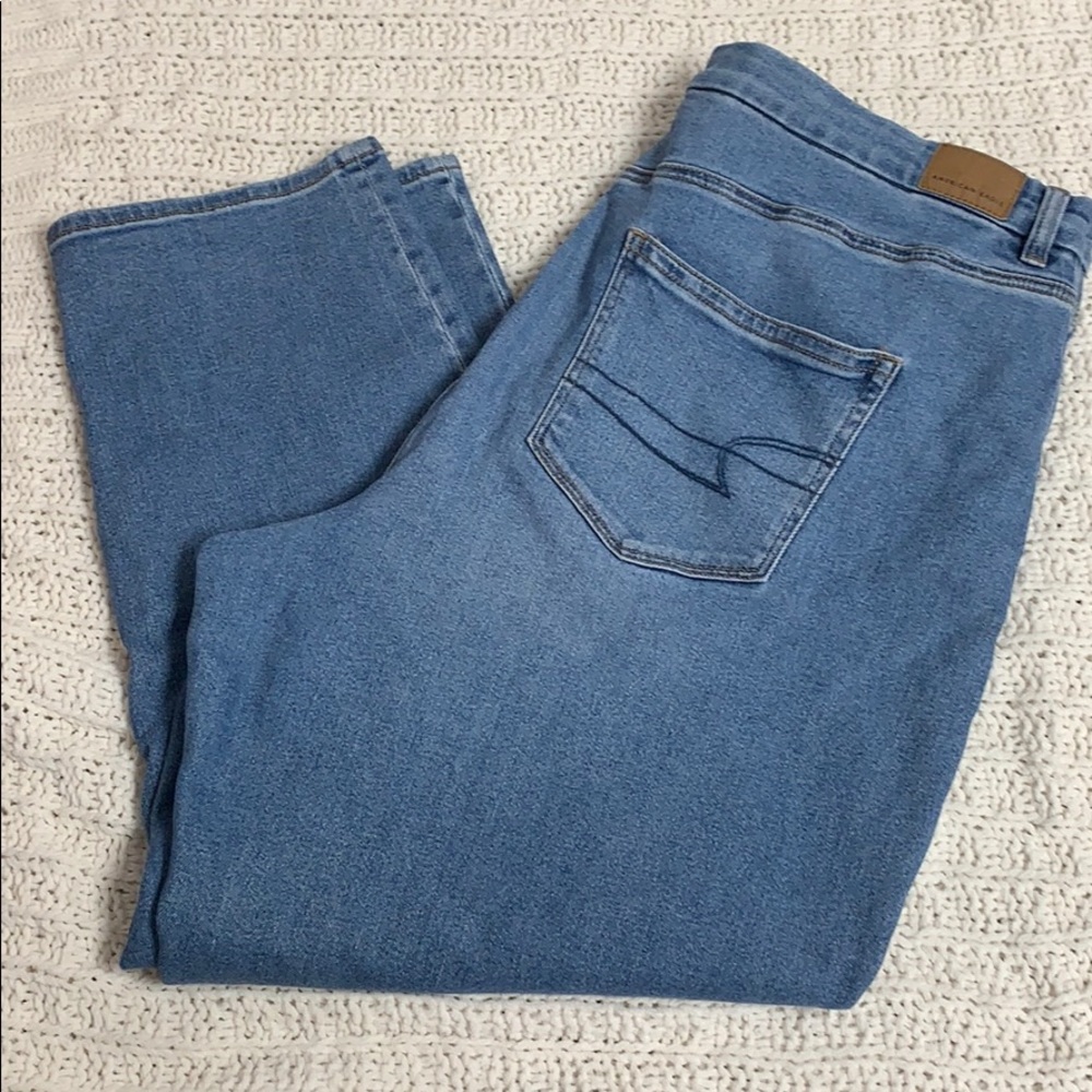 American Eagle Curvy Mom Jean